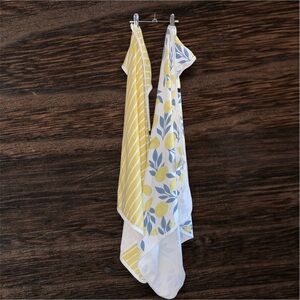 Momcozy Hooded Baby Towel, 2 Pack Baby Bath Towel Set - lemon leaves